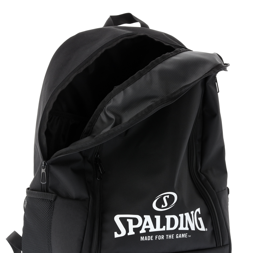 40222104-BKWH_Team Backpack 50L Black-White_Detail 2.webp